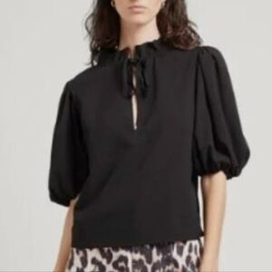 Ganni Black Blouse Ruffle Collar Puff Sleeve Oversize Flowy Top EU 36 US size 4
